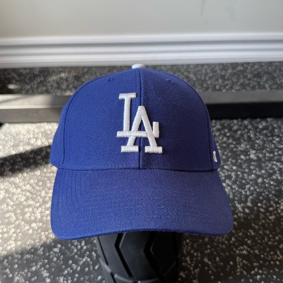 LA Dodgers Velcroback Cap - Picture 1 of 4
